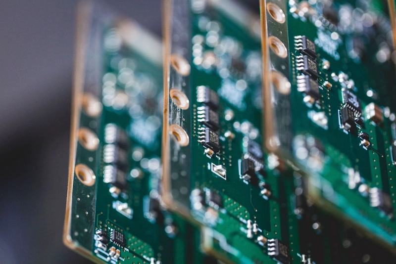 Why Ceramic PCB is Ideal for Harsh Environment Electronics (vibration, moisture, heat)